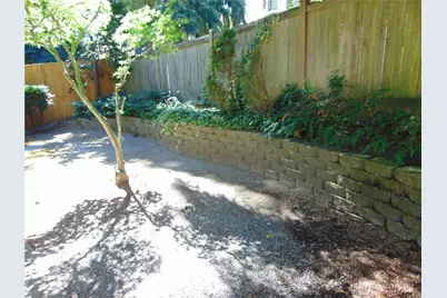 12117 W 15th Avenue, Everett, WA 98204 - Photo 6