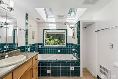 7629 236th Street SW, Edmonds, WA 98026 - Photo 18