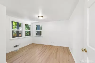 7629 236th Street SW, Edmonds, WA 98026 - Photo 16