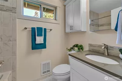 24913 11th Avenue S, Des Moines, WA 98198 - Photo 24