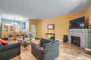 701 Harrington Pl SE, Renton, WA 98058 - Photo 6