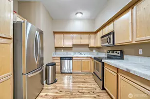 701 Harrington Pl SE, Renton, WA 98058 - Photo 10