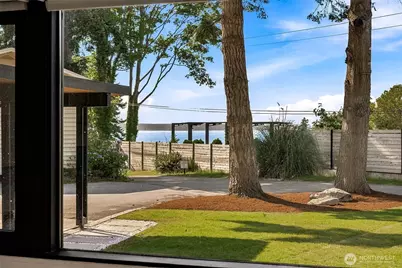 25657 Marine View Drive S, Des Moines, WA 98198 - Photo 4