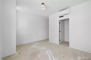 1825 E Pine St, Seattle, WA 98122 - Photo 16