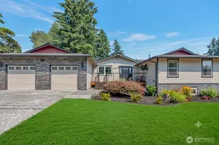 18804 64th Ave NE, Kenmore, WA 98028 - Photo 2
