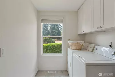 18804 64th Avenue NE, Kenmore, WA 98028 - Photo 16