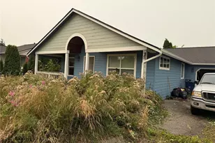 313 S 28th St, Mount Vernon, WA 98274 - Photo 1