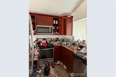 313 S 28th Street, Mount Vernon, WA 98274 - Photo 4