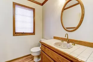 7795 80th Pl SE, Mercer Island, WA 98040 - Photo 16