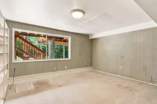 17805 NE 9th St, Bellevue, WA 98008 - Photo 26