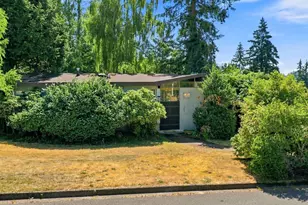 17805 NE 9th St, Bellevue, WA 98008 - Photo 4