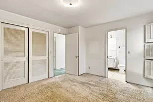 17805 NE 9th St, Bellevue, WA 98008 - Photo 24