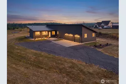 115 Weatherby Lane, Chehalis, WA 98532 - Photo 2