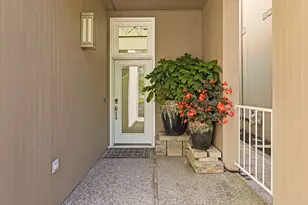 604 Bellevue Way SE, Bellevue, WA 98004 - Photo 4