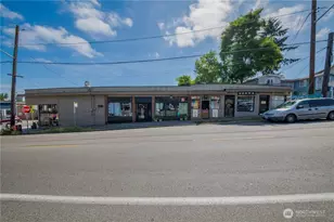 305 NE 65th St, Seattle, WA 98115 - Photo 16