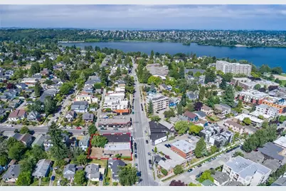 305 NE 65th Street, Seattle, WA 98115 - Photo 10