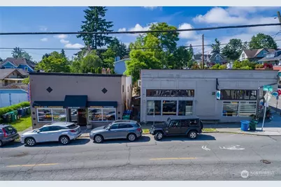 305 NE 65th Street, Seattle, WA 98115 - Photo 2