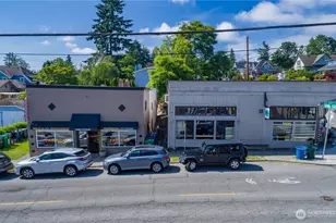 305 NE 65th St, Seattle, WA 98115 - Photo 2