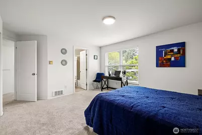 8218 126th Avenue NE #E22, Kirkland, WA 98033 - Photo 8