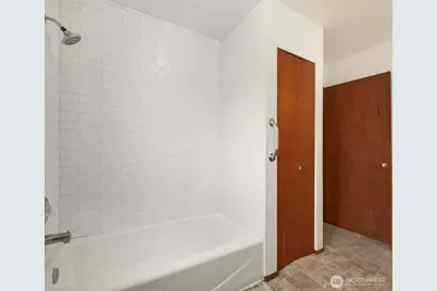 7805 186th Street SW, Edmonds, WA 98026 - Photo 20