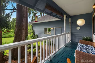 7805 186th Street SW, Edmonds, WA 98026 - Photo 2
