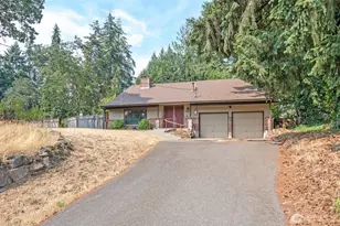 619 Cougar St SE, Lacey, WA 98503 - Photo 2