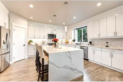 1834 Barrington Lane, Burlington, WA 98233 - Photo 10