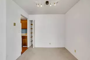 2201 3rd Ave, Seattle, WA 98121 - Photo 6