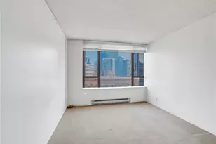 2201 3rd Ave, Seattle, WA 98121 - Photo 10