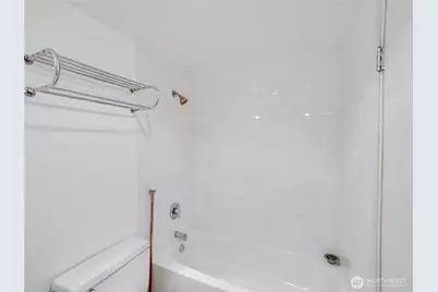 2201 3rd Avenue #1205, Seattle, WA 98121 - Photo 12