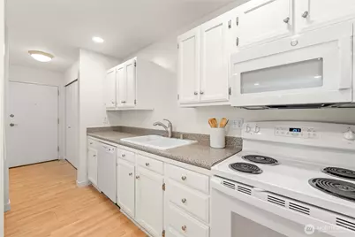 555 Prospect Street #1, Seattle, WA 98109 - Photo 10
