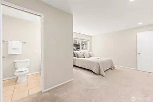 555 Prospect St, Seattle, WA 98109 - Photo 12