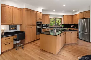 22007 NE 140th Way, Woodinville, WA 98077 - Photo 26