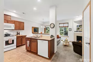 130 NE Miramar Cir, Bremerton, WA 98311 - Photo 4
