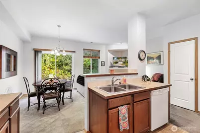 130 NE Miramar Circle, Bremerton, WA 98311 - Photo 8