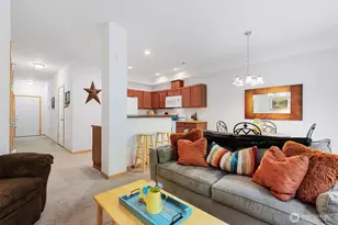 130 NE Miramar Cir, Bremerton, WA 98311 - Photo 12