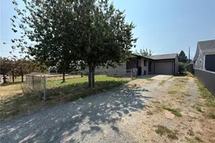 828 W 10th St, Port Angeles, WA 98363 - Photo 24