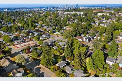 3226 48th Avenue SW, Seattle, WA 98116 - Photo 32