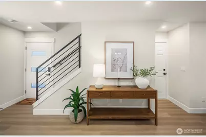 11028 Evanston Avenue N, Seattle, WA 98133 - Photo 4
