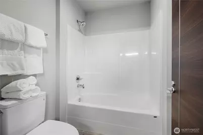 13683 16th Avenue E #88, Tacoma, WA 98445 - Photo 8