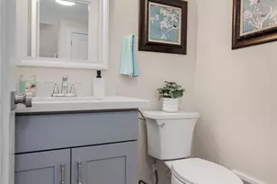 8408 25th Ave SW, Seattle, WA 98106 - Photo 6