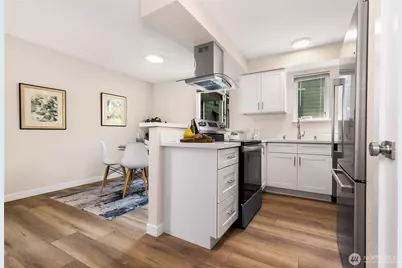 8408 25th Avenue SW #D, Seattle, WA 98106 - Photo 14
