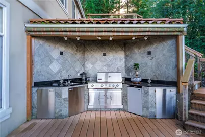 5325 145th Place SE, Bellevue, WA 98006 - Photo 36