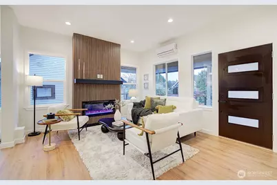 7008 Linden Avenue N, Seattle, WA 98103 - Photo 4