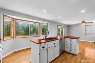 3327 28th Ave SE, Olympia, WA 98501 - Photo 8