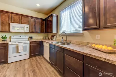 4708 Mount Baker Loop, Mount Vernon, WA 98273 - Photo 6