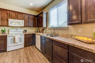 4708 Mt Baker Loop, Mount Vernon, WA 98273 - Photo 6