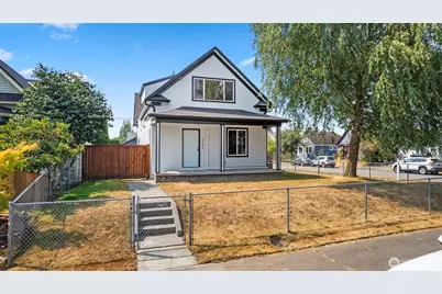 2104 Rockefeller Avenue #1716, Everett, WA 98201 - Photo 2