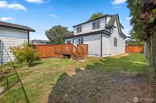 2104 Rockefeller Ave, Everett, WA 98201 - Photo 32