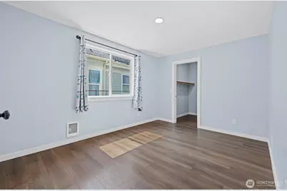 2104 Rockefeller Avenue #1716, Everett, WA 98201 - Photo 14